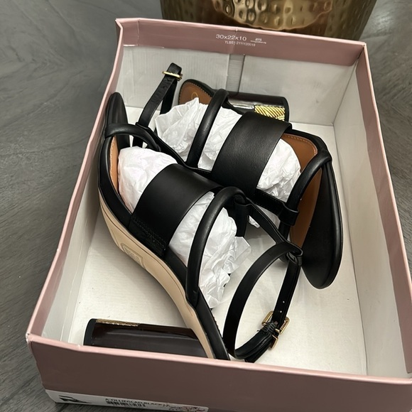 Franco Sarto Ollieglad Heel - Picture 2 of 10